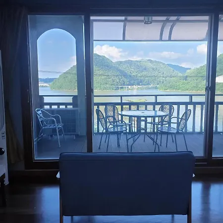 Lahoya Pension Chuncheon Exterior photo