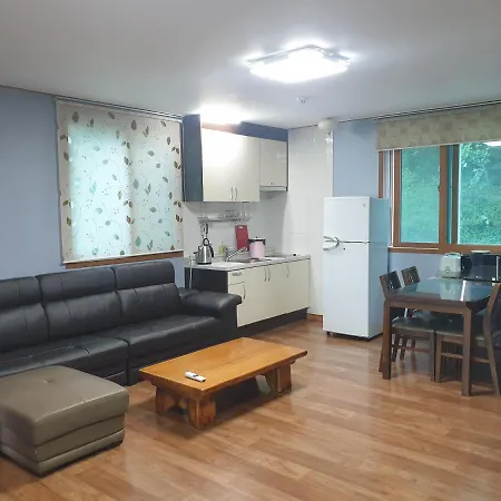 Lahoya Pension Chuncheon Exterior photo