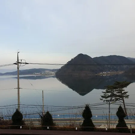 Lahoya Pension Chuncheon Exterior photo